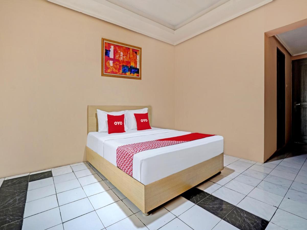 Oyo 3953 Hotel Catellya II Cipaku Bandung Eksteriør bilde