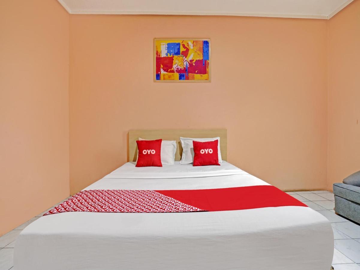 Oyo 3953 Hotel Catellya II Cipaku Bandung Eksteriør bilde