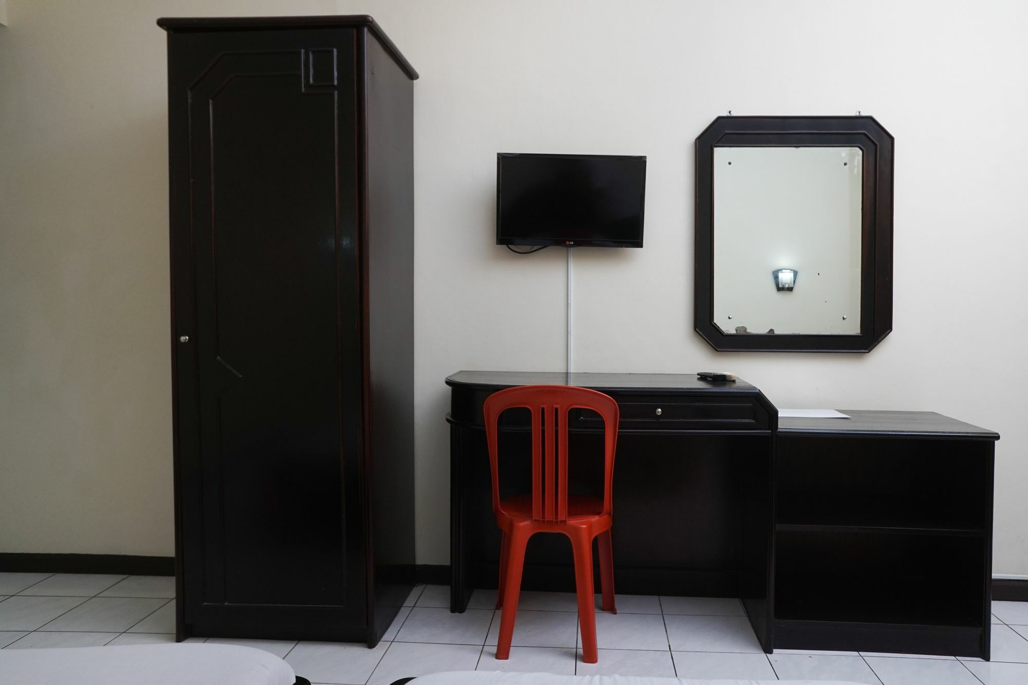 Oyo 3953 Hotel Catellya II Cipaku Bandung Eksteriør bilde